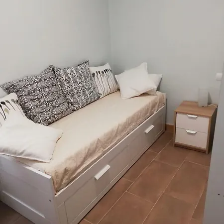La Encina Azul Rooms-grupo Rosa Azul * Понферрада